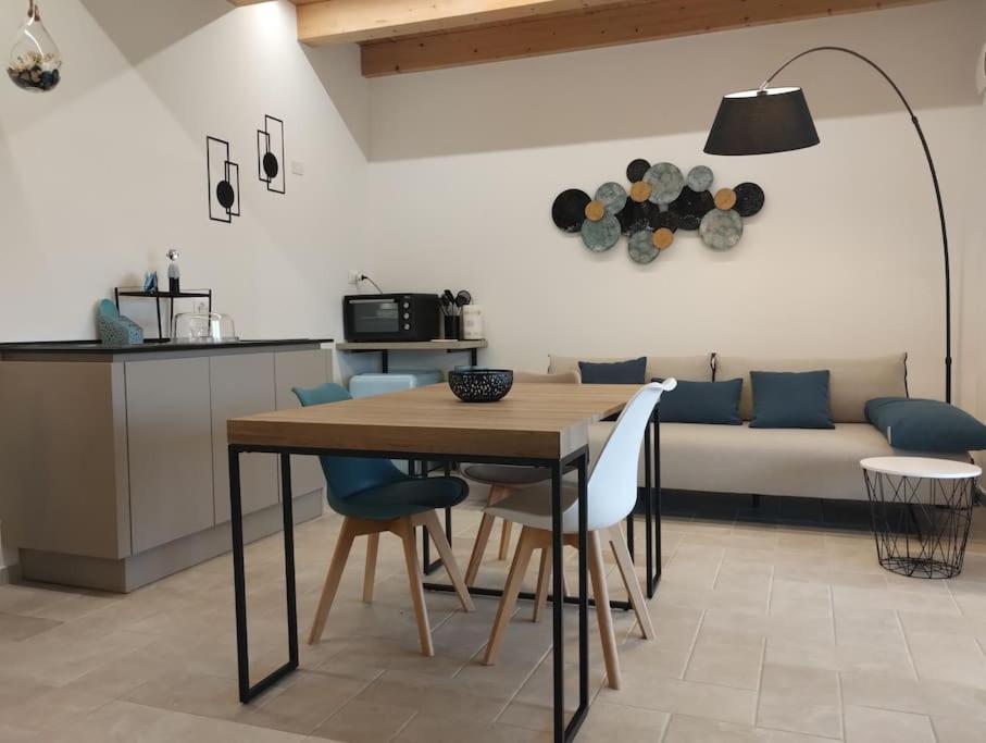 Casal Del Sole - L'Ulivo Apartman Montefelcino Kültér fotó